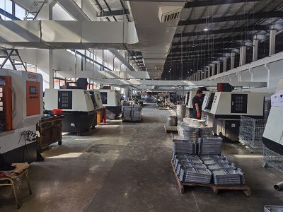 гэрэлтэй хоосон орон сууц